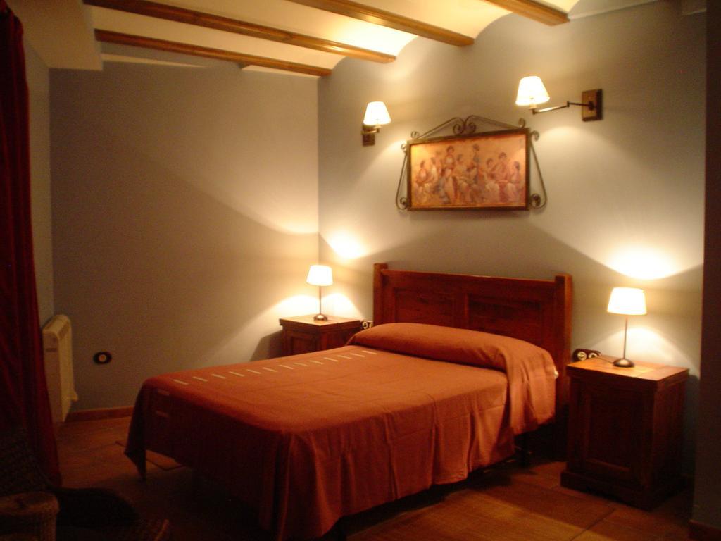 Apartamentos Turísticos Pepe Gea de Albarracín Habitación foto