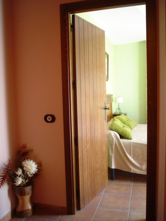 Apartamentos Turísticos Pepe Gea de Albarracín Habitación foto
