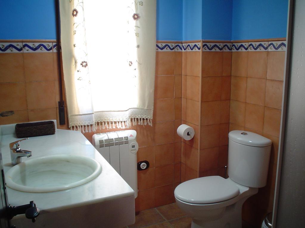 Apartamentos Turísticos Pepe Gea de Albarracín Habitación foto