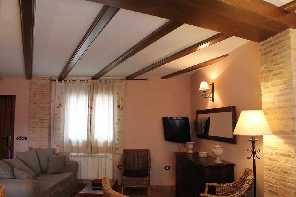Apartamentos Turísticos Pepe Gea de Albarracín Habitación foto